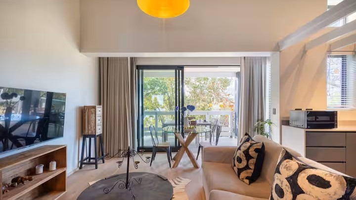 To Let 1 Bedroom Property for Rent in Thesen Islands Western Cape